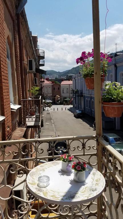 Art House Apartamento Tbilisi Exterior foto