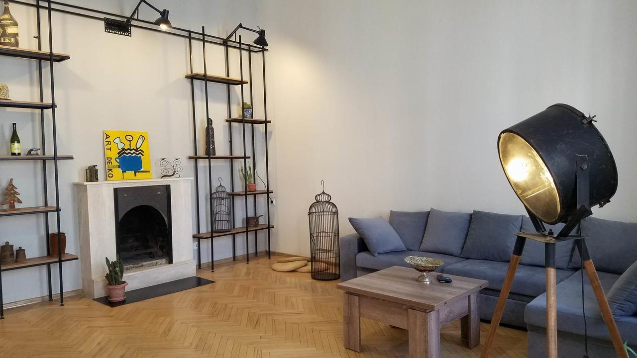 Art House Apartamento Tbilisi Exterior foto