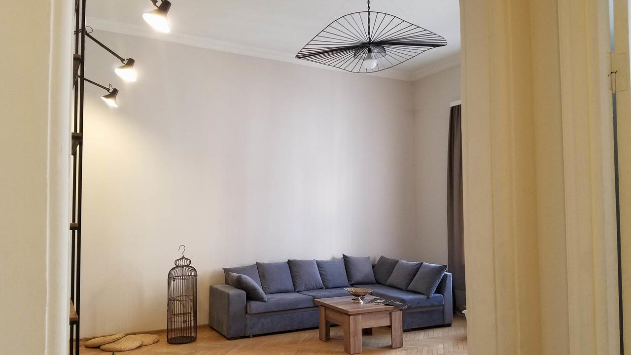 Art House Apartamento Tbilisi Exterior foto